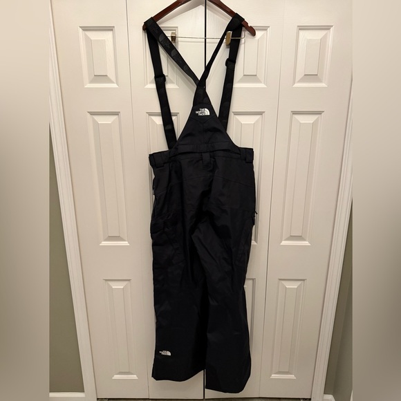 The North Face Ski Pants with Removable Suspenders - Picture 9 of 12